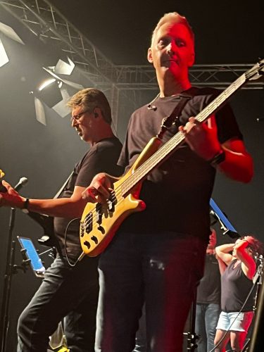 369943916_770861245041090_1848223943771609601_n